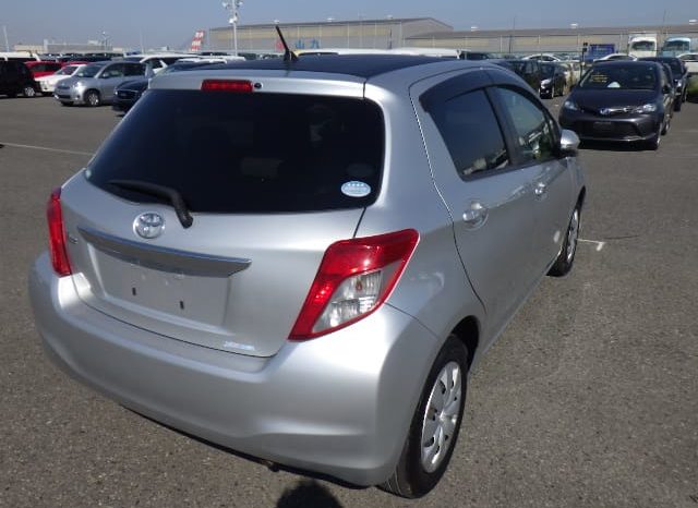 Toyota Vitz 2012 full