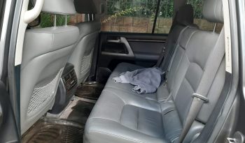 Toyota Land cruiser V8 Petrol full