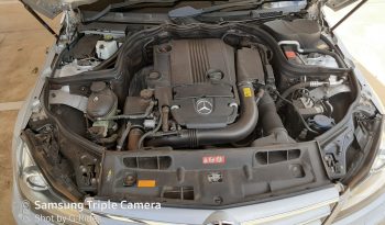 Mercedes-Benz C200 2012 full