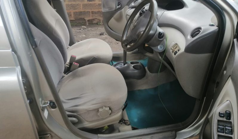 Toyota platz 2003 full