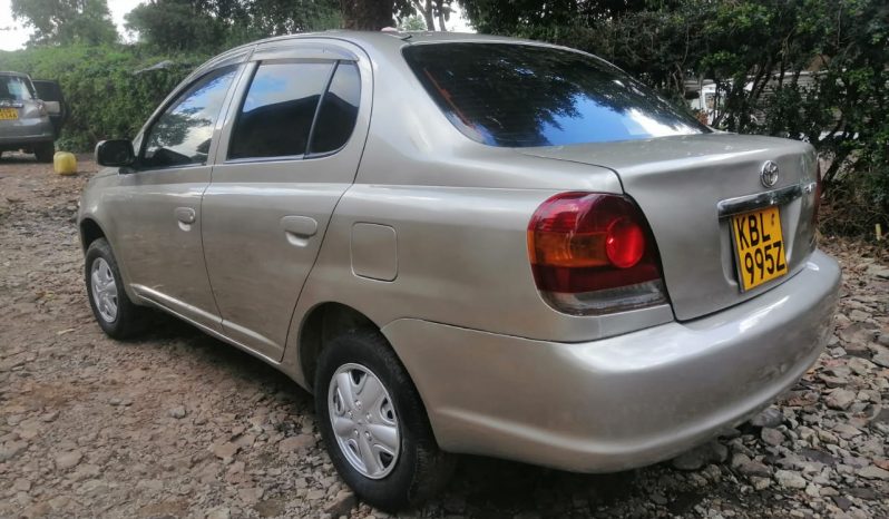 Toyota platz 2003 full