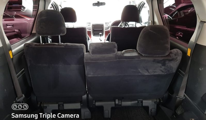 Toyota Vellfire 2011 full