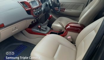 Toyota hilux vigo manual d/cab full