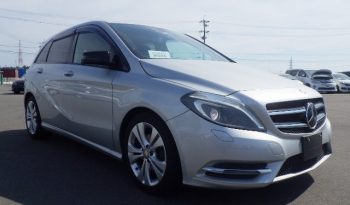 Mercedes benz b180 full