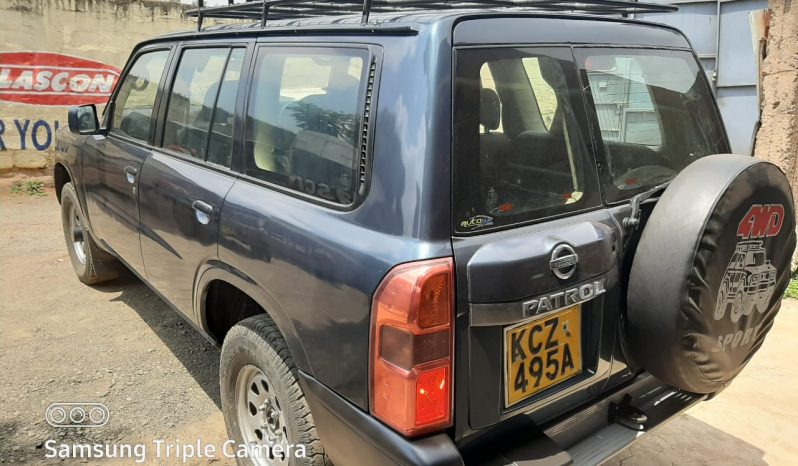 Nissan patrol 2007 local manual diesel ex un full