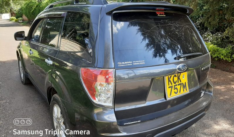 Subaru Forester 2009 non turbo with sunroof full