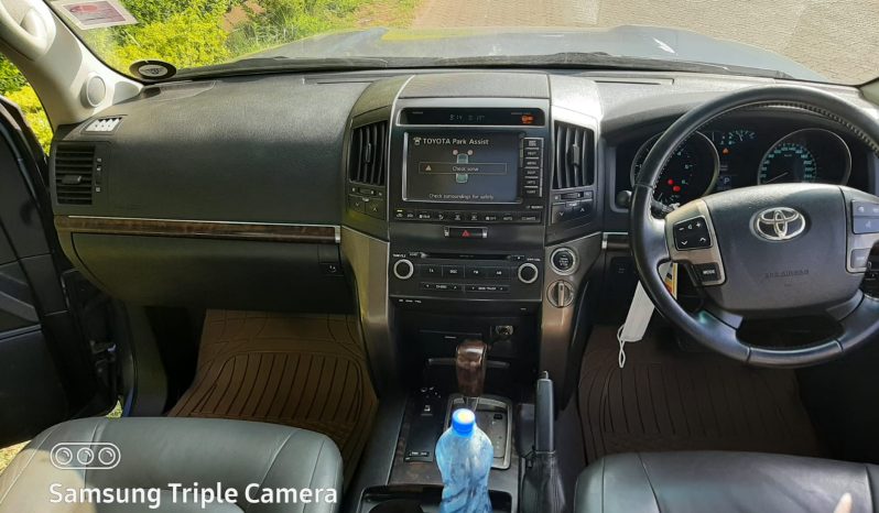 Toyota Land cruiser V8 Diesel full