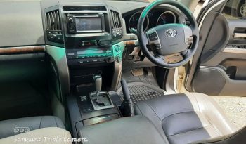 Toyota Land cruiser v8 200 series full