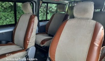 Toyota hiace 7L 2011 Diesel full