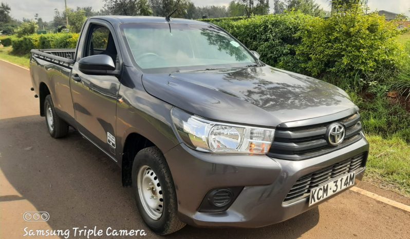 Toyota hilux local 2017 model full