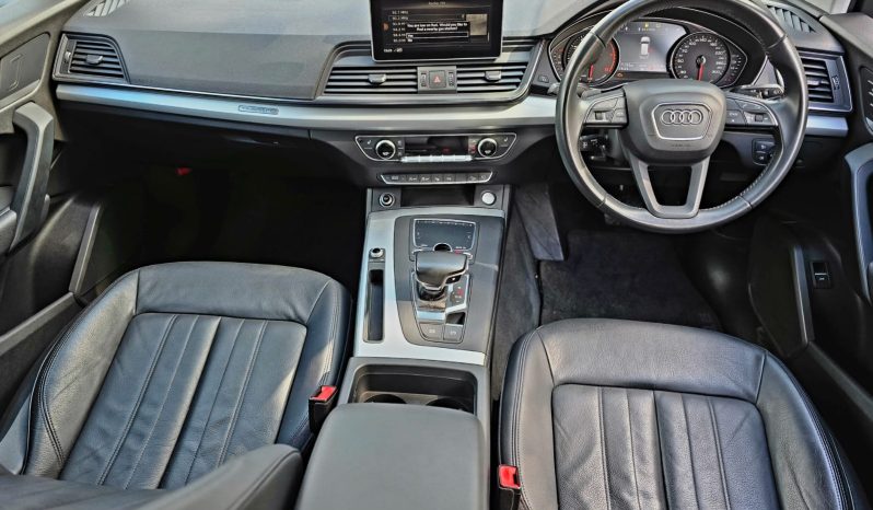 Audi Q5 full